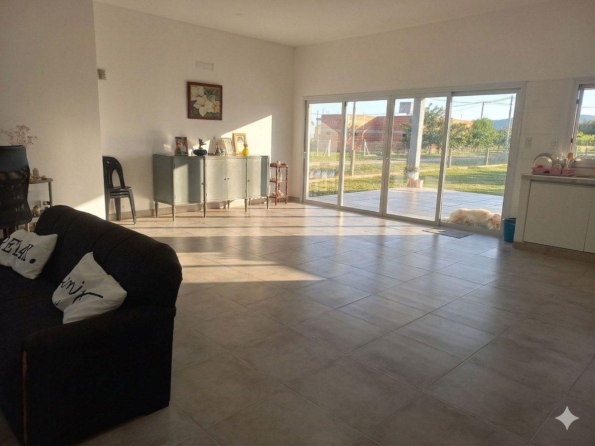 Foto de CASA EN VENTA B° PRIVADO LOS OLMOS CEERRILLOS, imagen 1