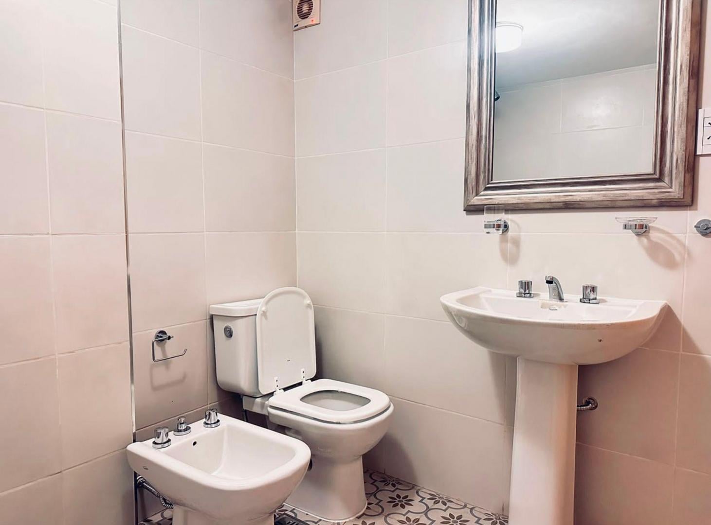 Foto de Alquiler departamento Tres Cerritos 2 dormitorios, imagen 5