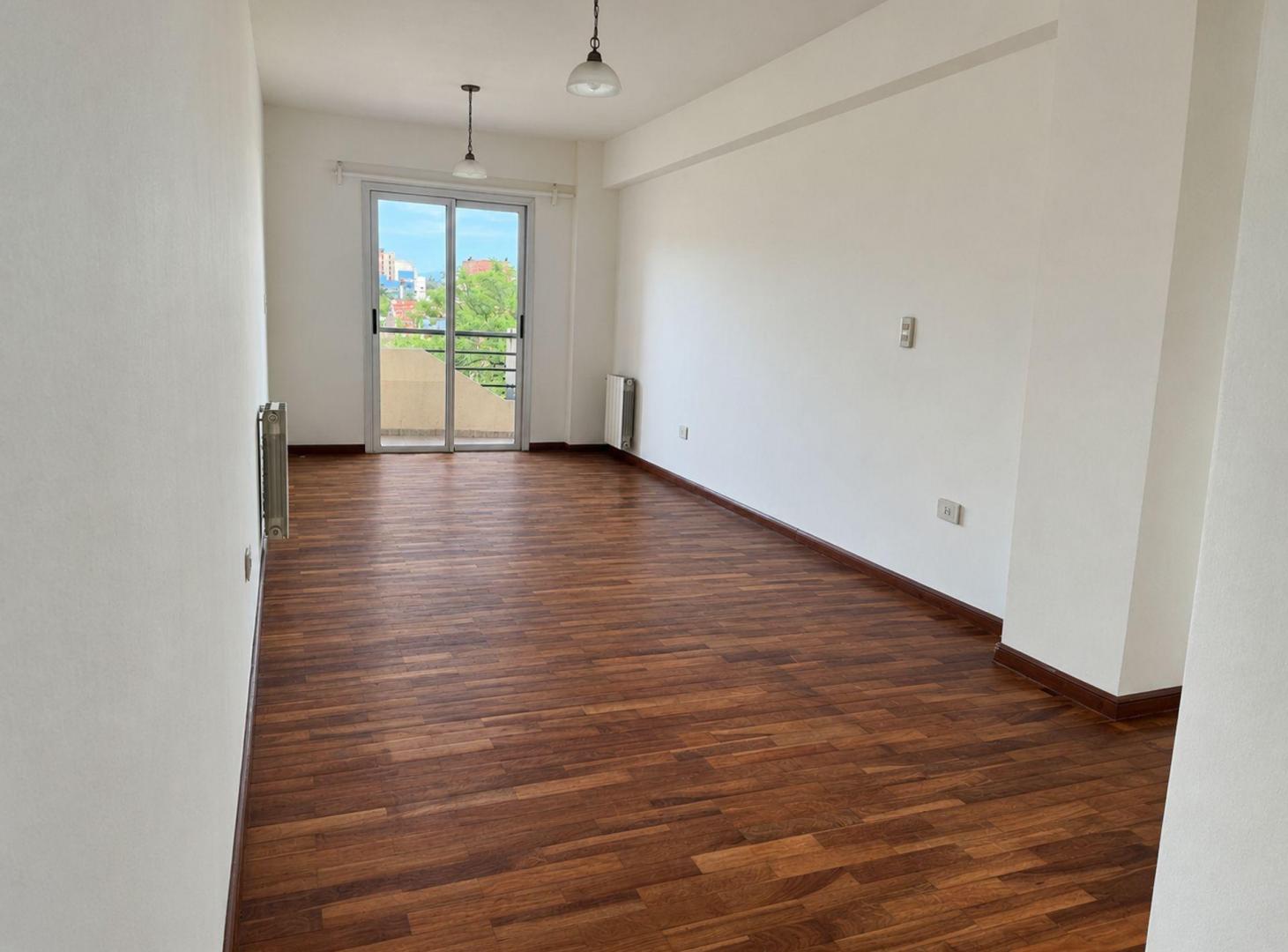 Foto de DEPARTAMENTO EN VENTA 2 HABITACIONES CON QUINCHO, imagen 5