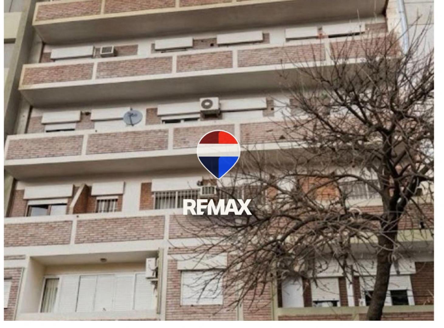 Foto de VENTA DEPTO 2 DORM. AV. BELGRANO AL 300, imagen 3