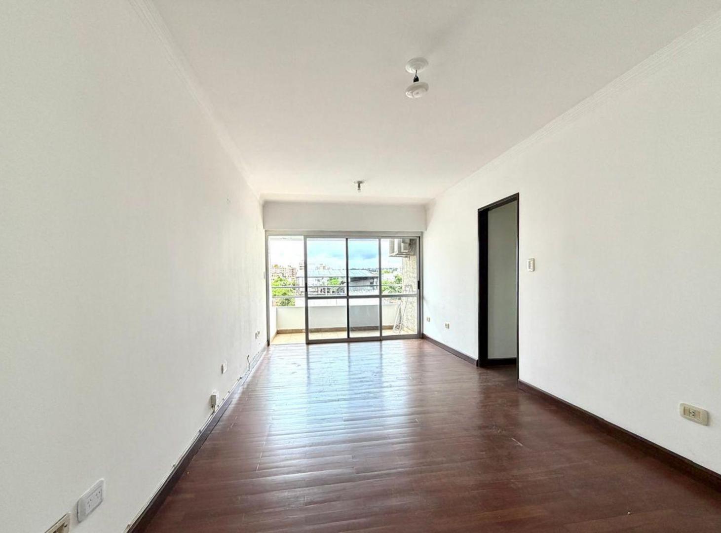 Foto de ALQUILER DEPTO 01 DORM C/ COCHERA EN AV. SARMIENTO, imagen 2