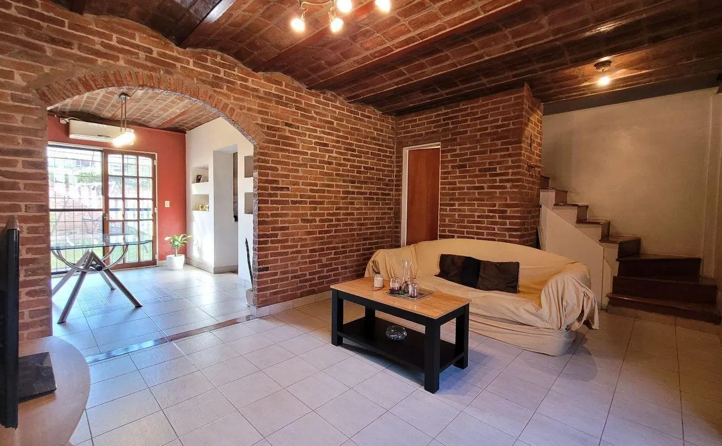 Casa DUPLEX en Venta Barrio Puertas del Sol Ciudad Evita OPORTUNIDAD 4
