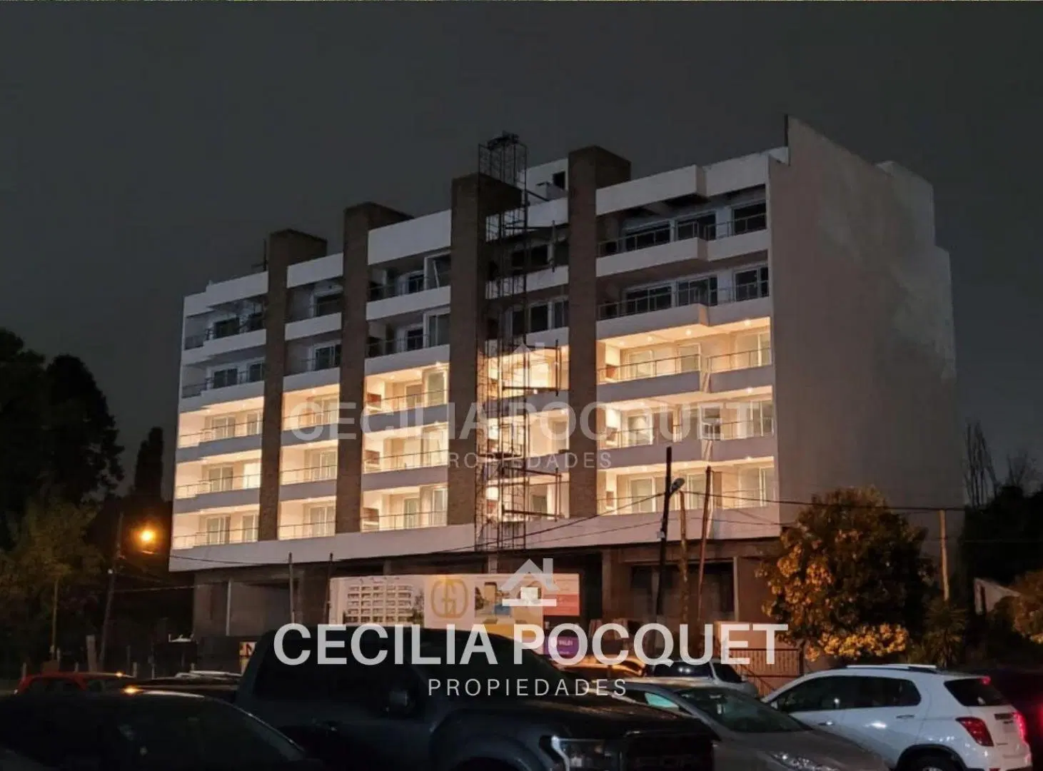 LOCAL EN ALQUILER en Canning GREGORIO DIAZ 4