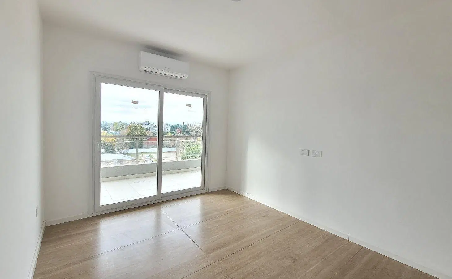 Departamento en ALQUILER en CANNING CENTER 5