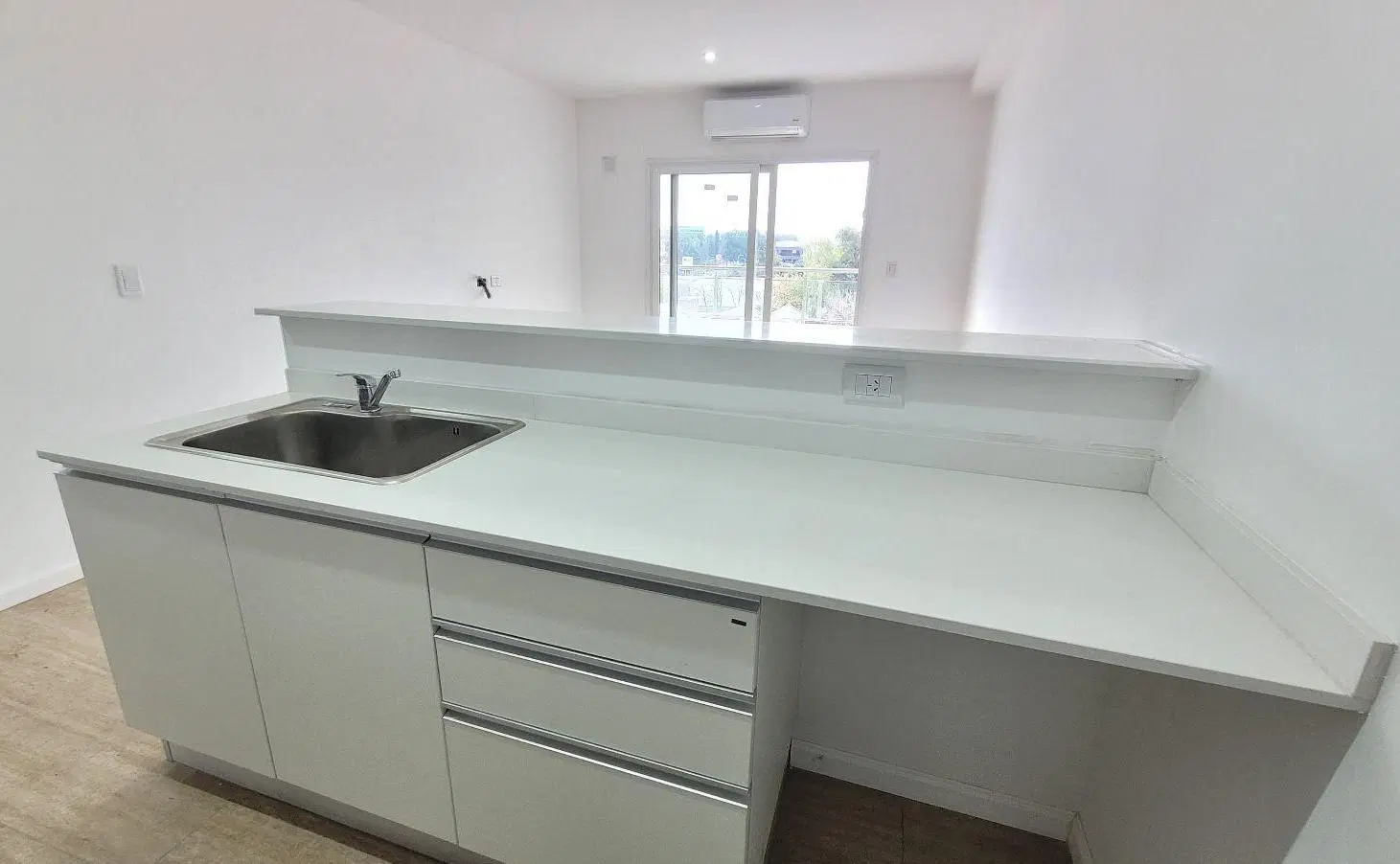 Departamento en ALQUILER en CANNING CENTER 3