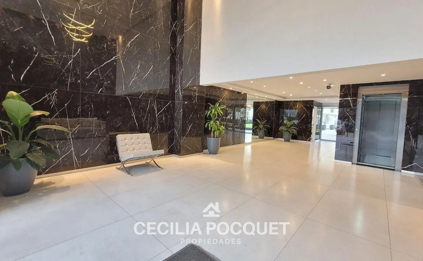 Departamento en VENTA en CANNING CENTER con cochera 5