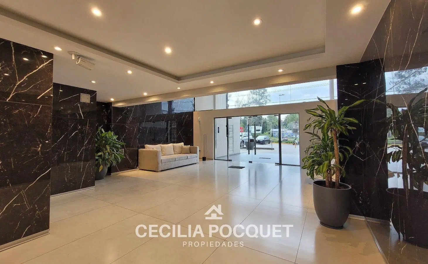 Departamento en VENTA en CANNING CENTER con cochera 2