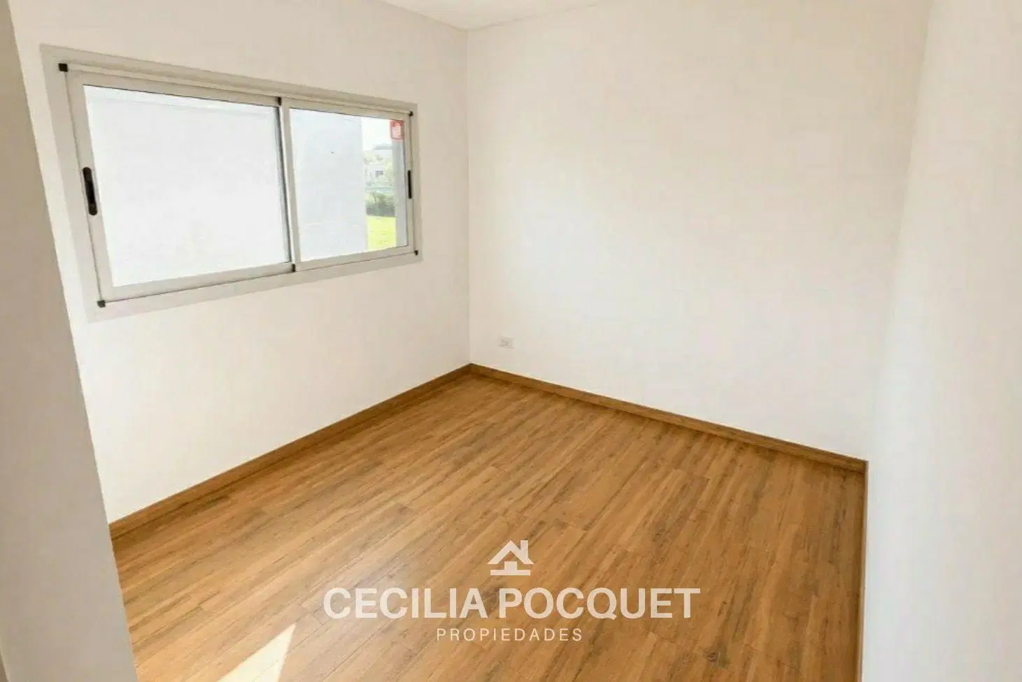 Casa en  Venta Barrio La Magdalena Canning 8