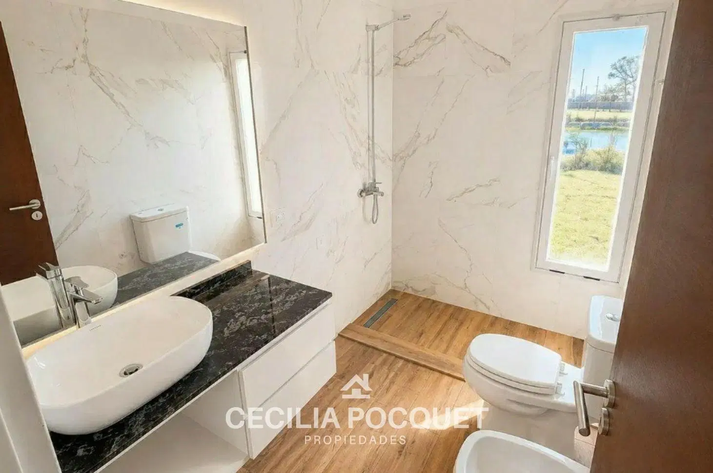 Casa en  Venta Barrio La Magdalena Canning 5