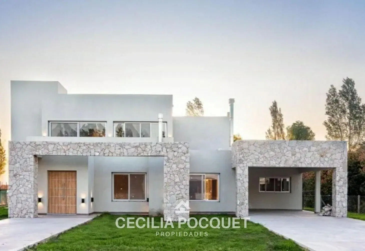Casa en  Venta Barrio La Magdalena Canning 8