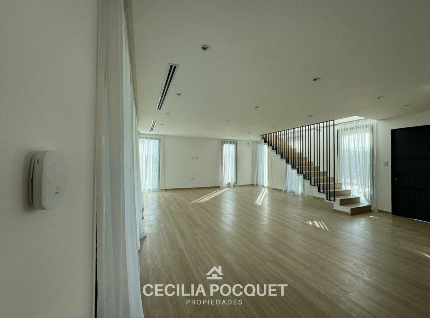 Foto de Casa en Venta barrio Canning Chico, imagen 3
