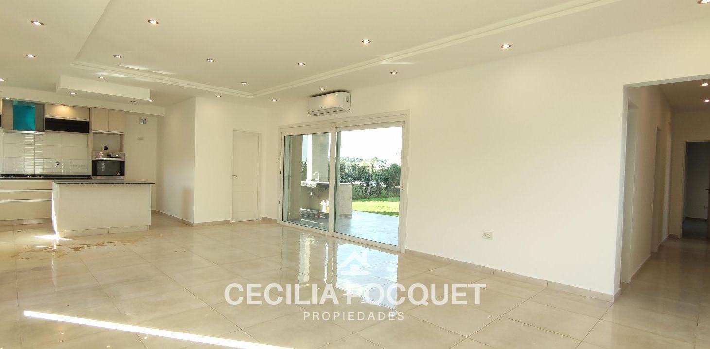 Foto de Casa en Venta Barrio Santa Ines Canning, imagen 3