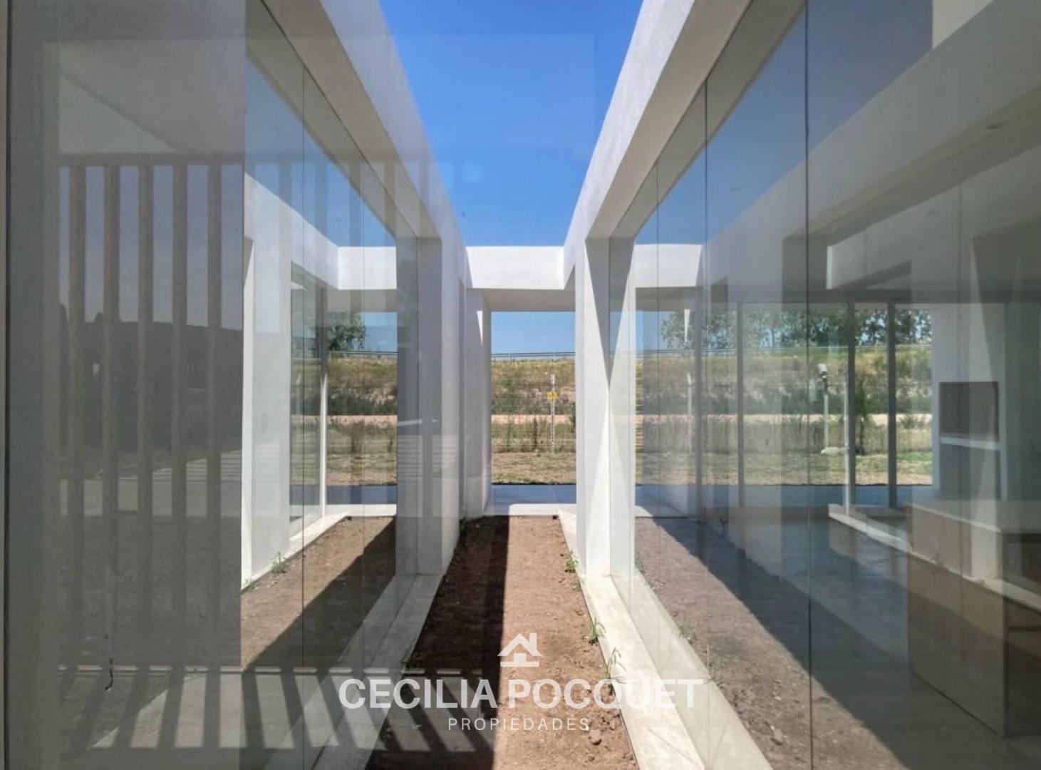 Foto de Casa en Venta Barrio Lares de Canning, imagen 2
