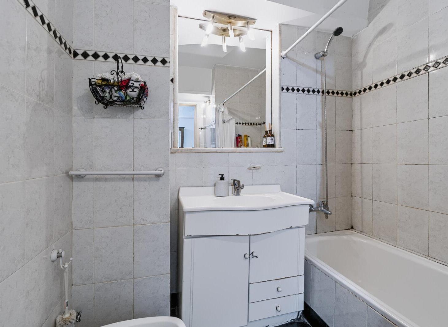 Foto de Departamento 4 ambientes - Balcón corrido - Recoleta, imagen 5