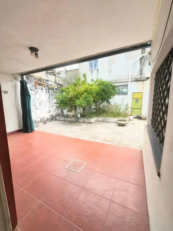 Interno a pasos de General Paz 5