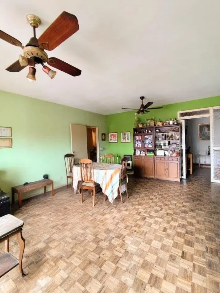 Departamento sobre la peatonal 3