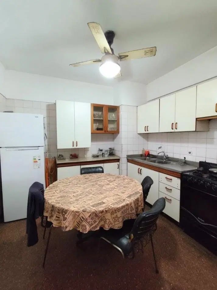 Departamento sobre la peatonal 2