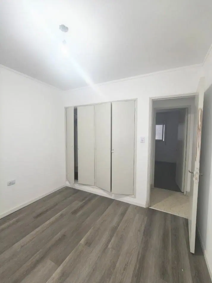 Interno en pleno centro 4