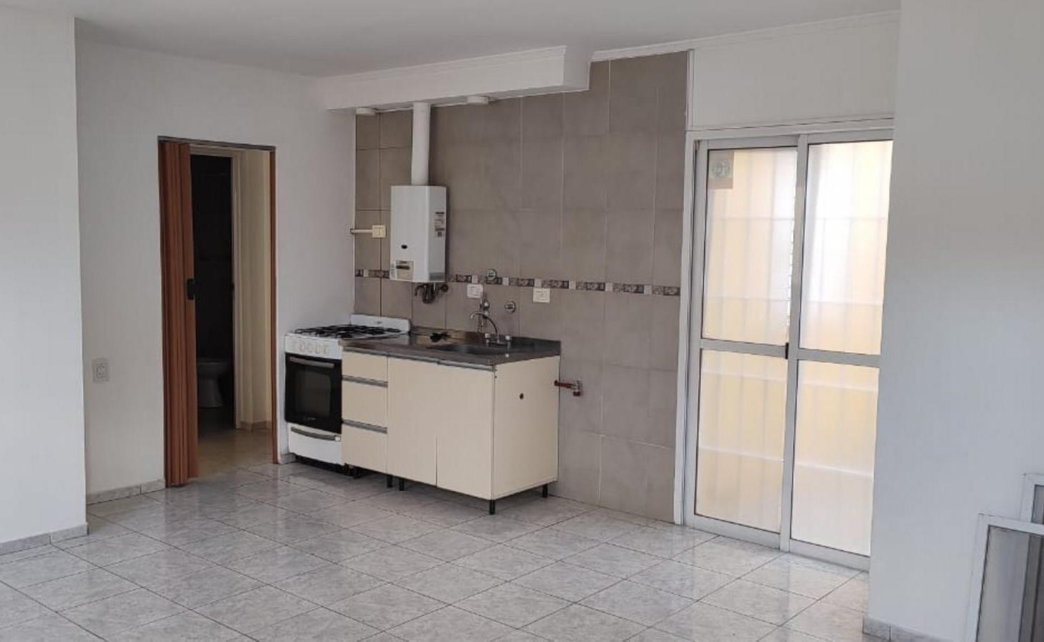 Foto de Interno a metros de Bv, imagen 5