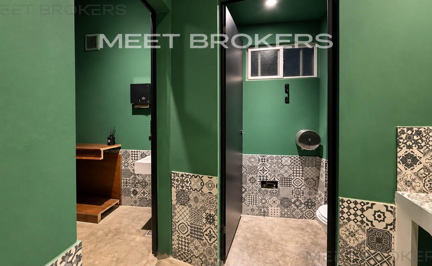 Foto de LOCAL COMERCIAL EN VENTA – AMPLIA SUPERFICIE - EXCELENTE UBICACION, imagen 2