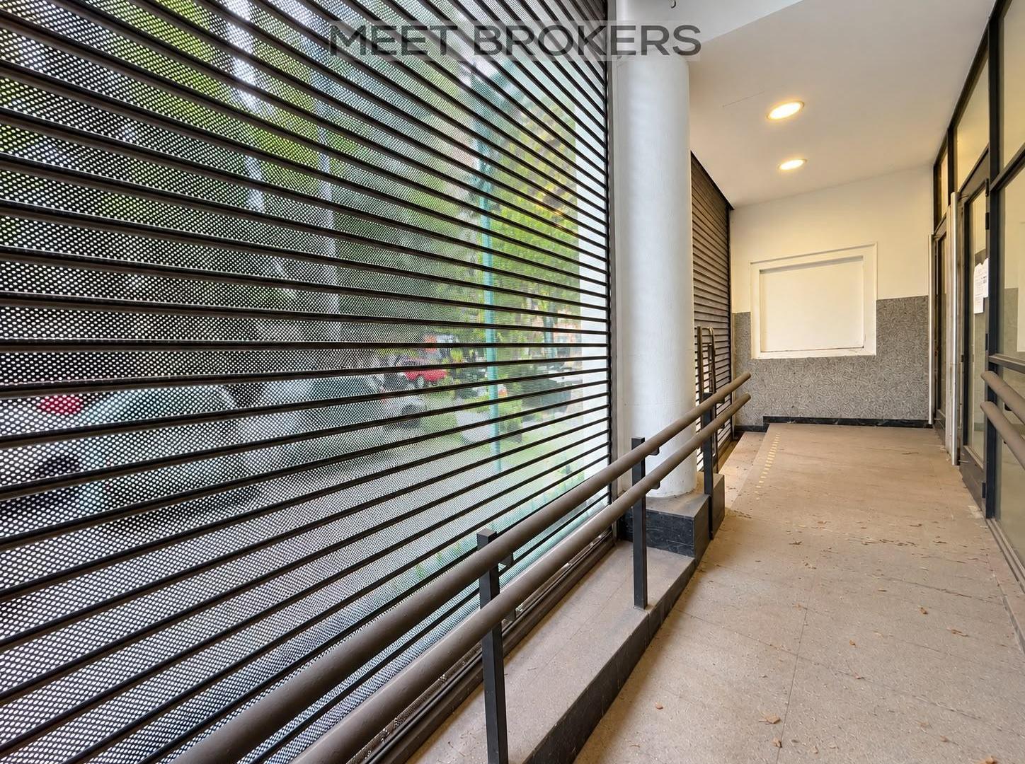 Foto de LOCAL COMERCIAL EN ALQUILER SOBRE AV. RIVADAVIA – ALMAGRO, imagen 4