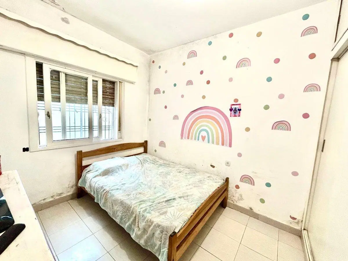Casa en San Martín con renta activa- multifamiliar 5