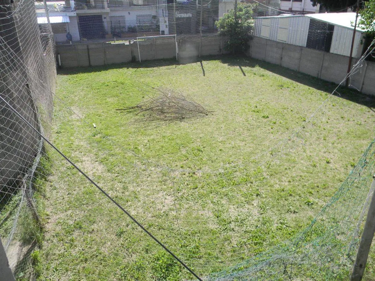 VENTA EN BLOQUE - 4 LOCALES COMERCIALES Y VIVIENDA 4