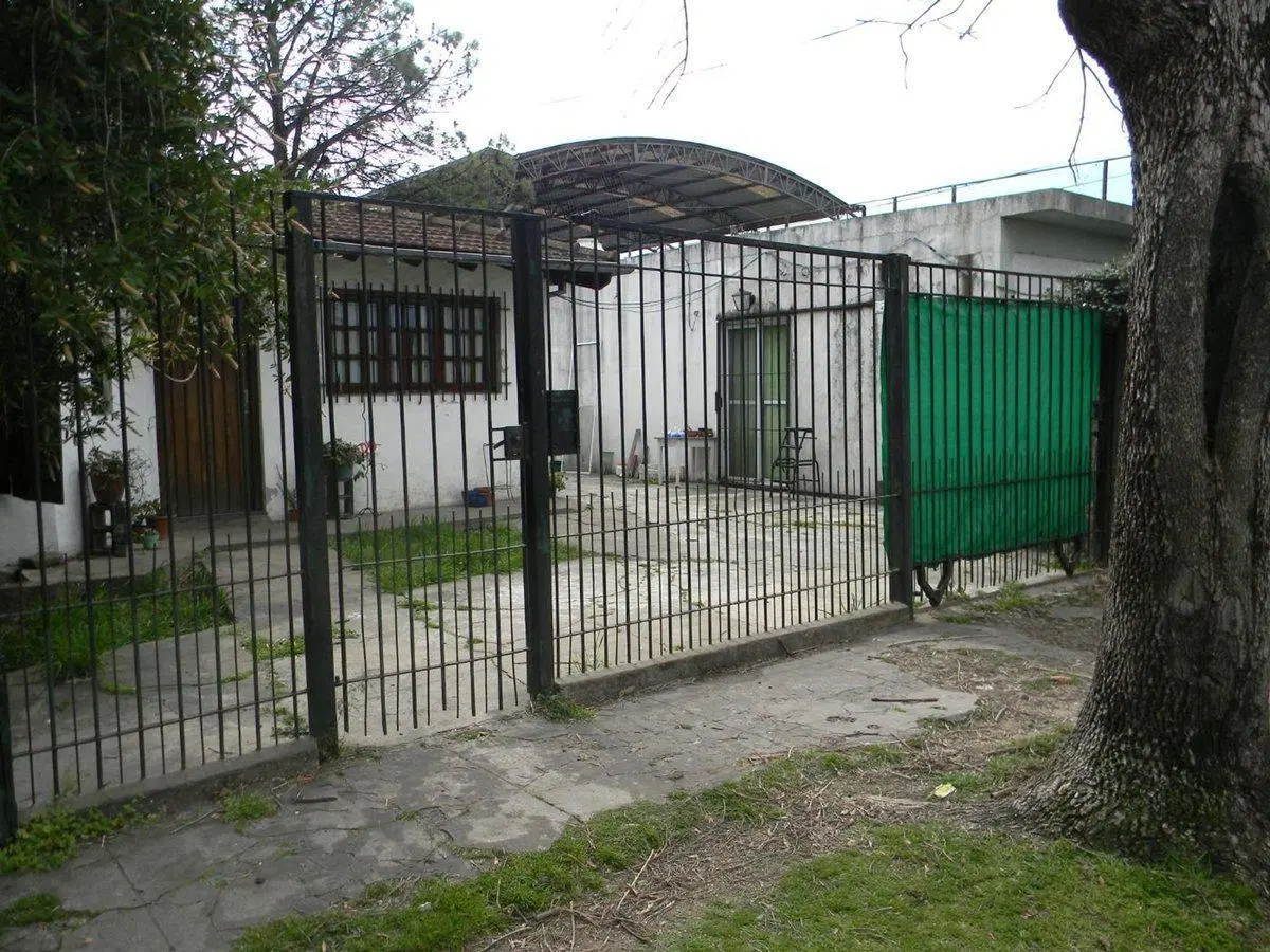 CASA EN SOURDEAUX ZONA NORTE 3
