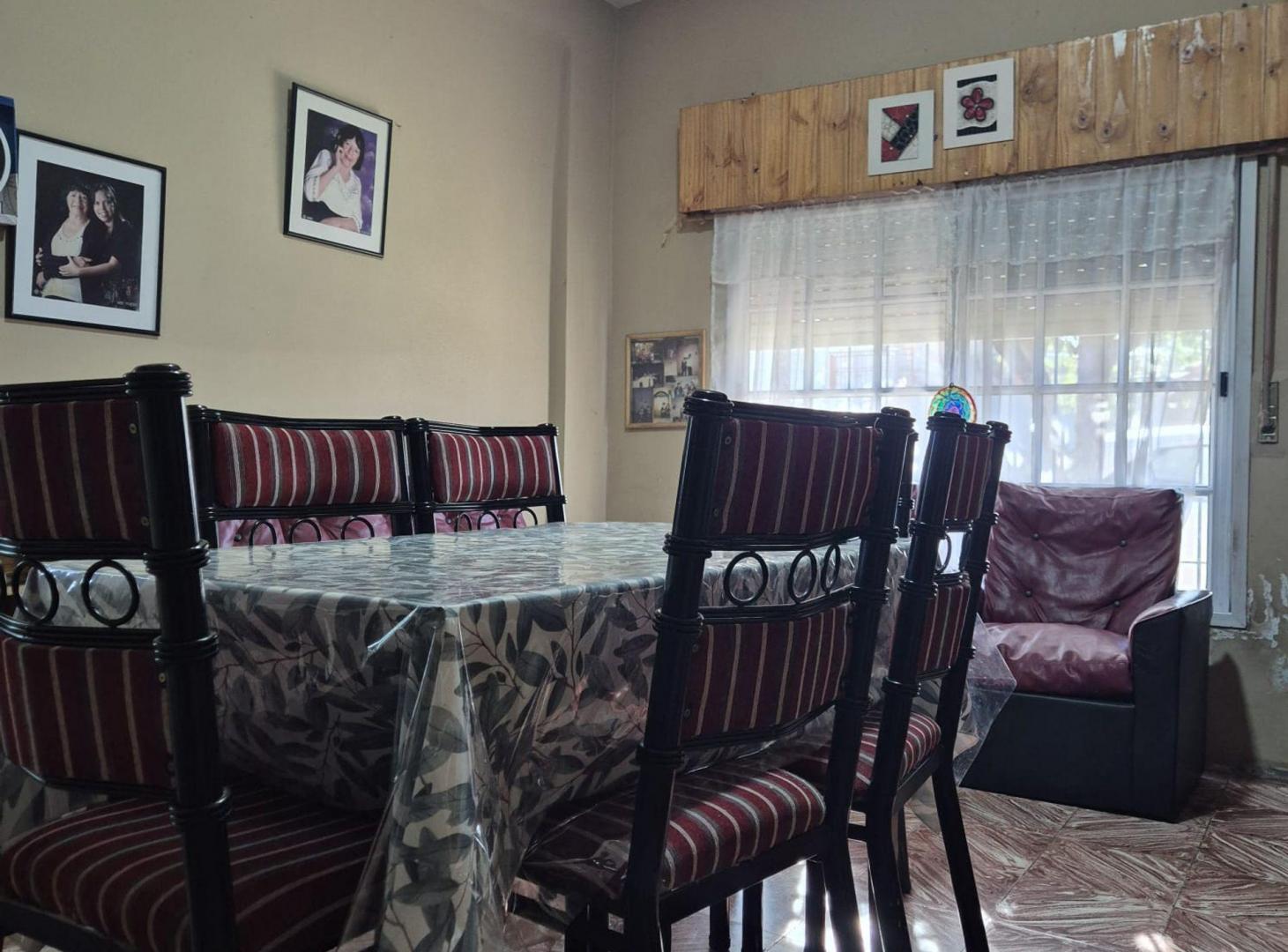 Foto de CASA EN PABLO NOGUES, MALVINAS ARGENTINAS, imagen 2