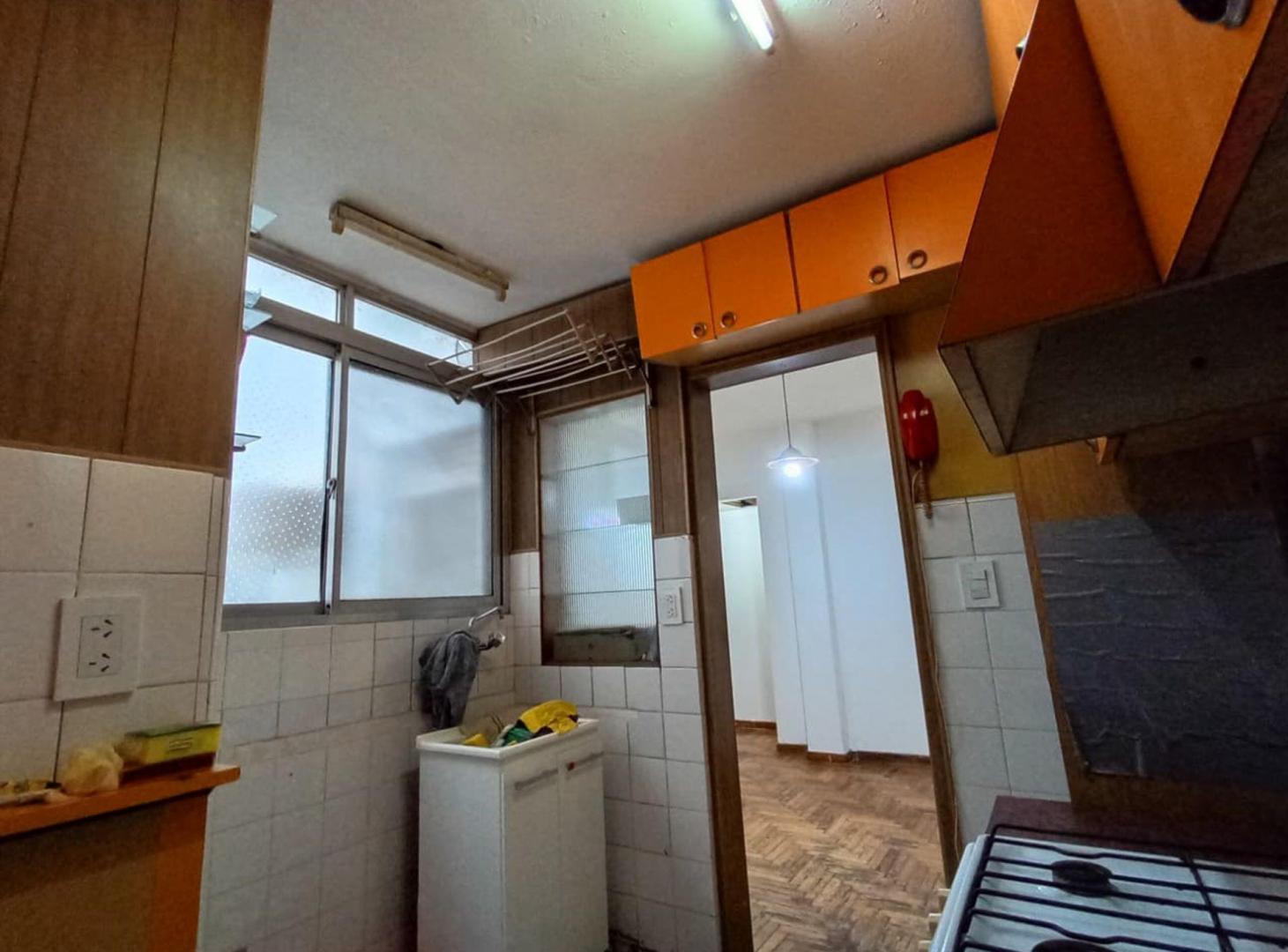 Foto de VENTA departamento 2 amb. CABALLITO, imagen 5