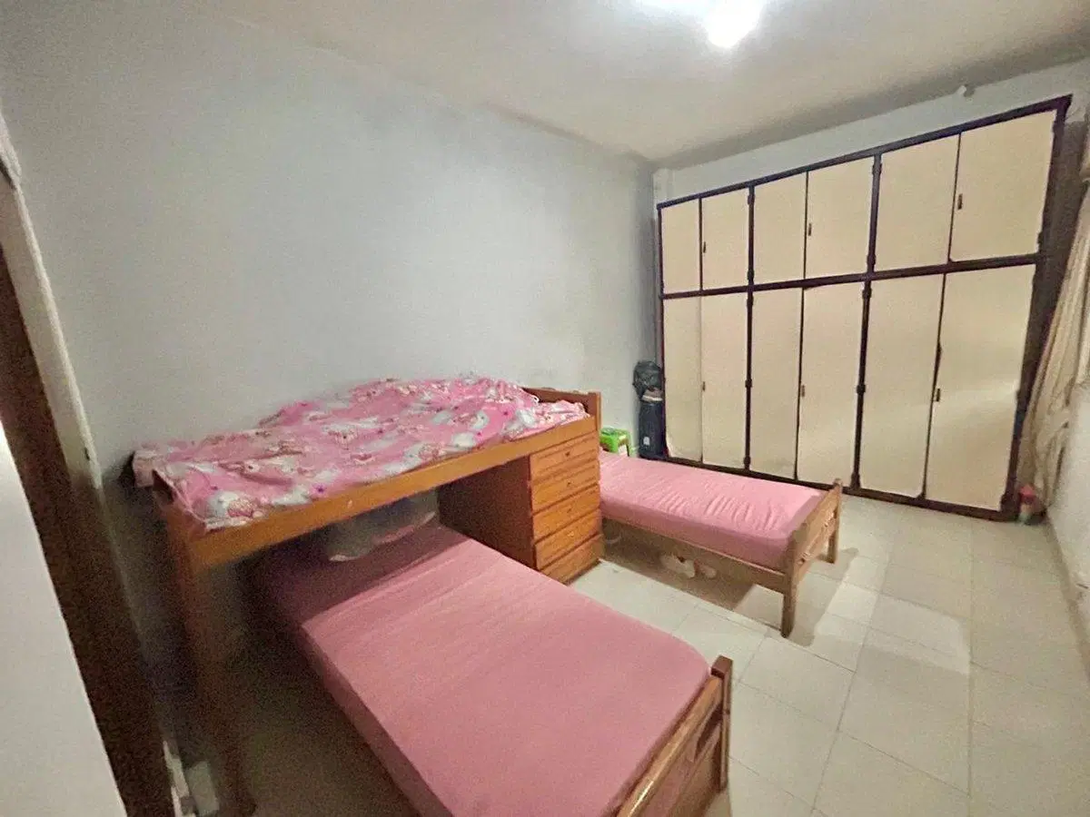 Casa en San Martín con renta activa- multifamiliar 3