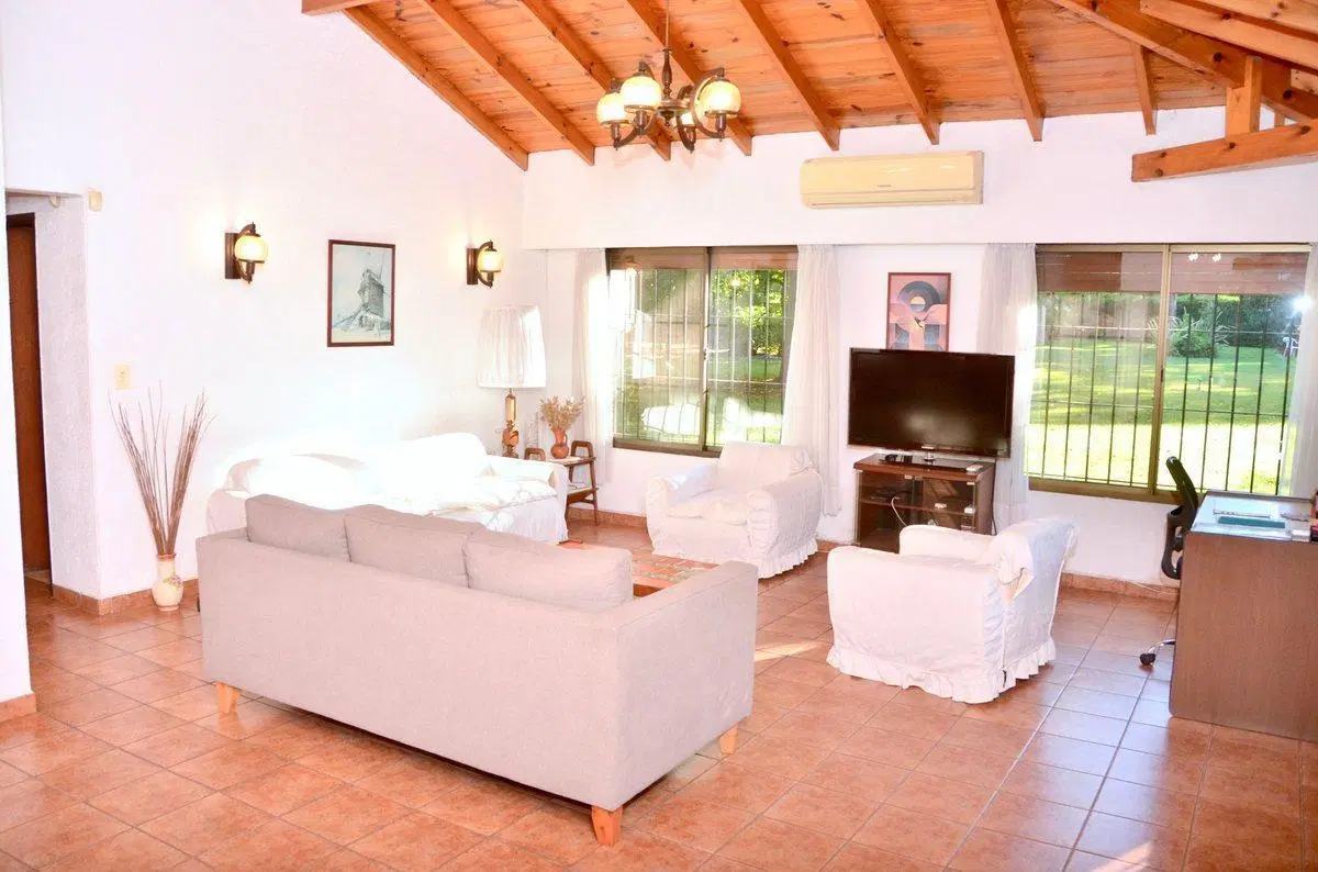 Quinta de 2100m² en Ricardo Rojas - 2 Casas 2