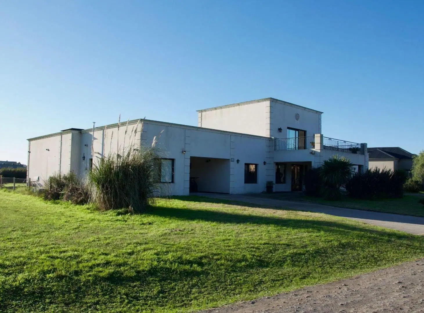 Casa de categoría en La Elina – Comarca de Luján 5