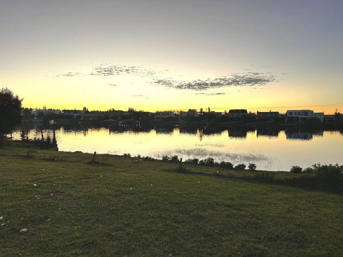 Lote a la laguna en San Francisco, Villanueva 2