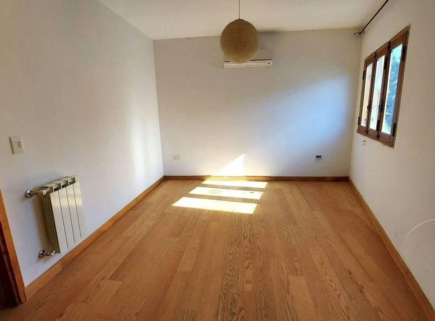 Casa en Venta en Santa Catalina 3 suites mas play 4
