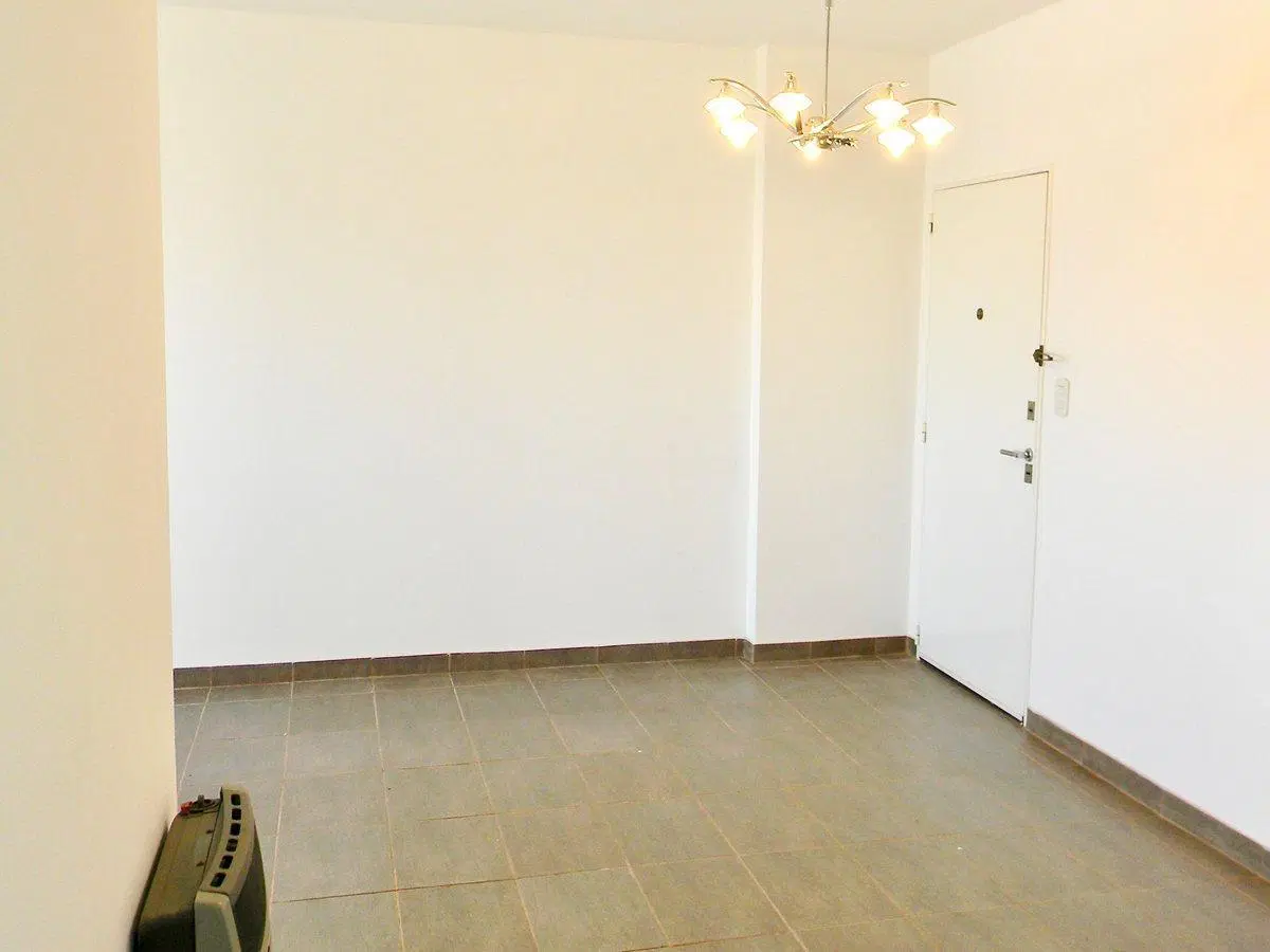 ALQUILER EN VILLA CELINA ZONA SUR 4 AMBIENTES 4