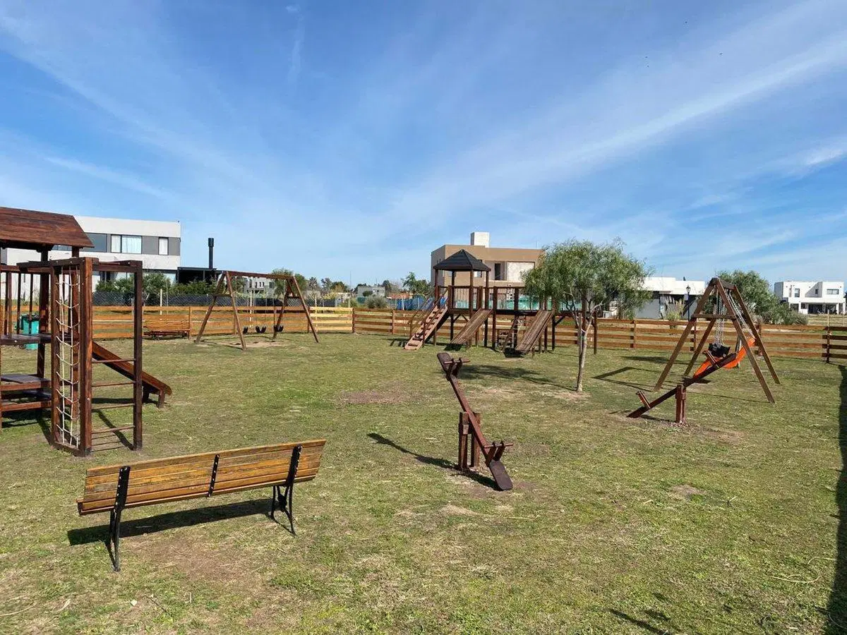 Lote en venta en Santa Elisa Pilar del Este 5