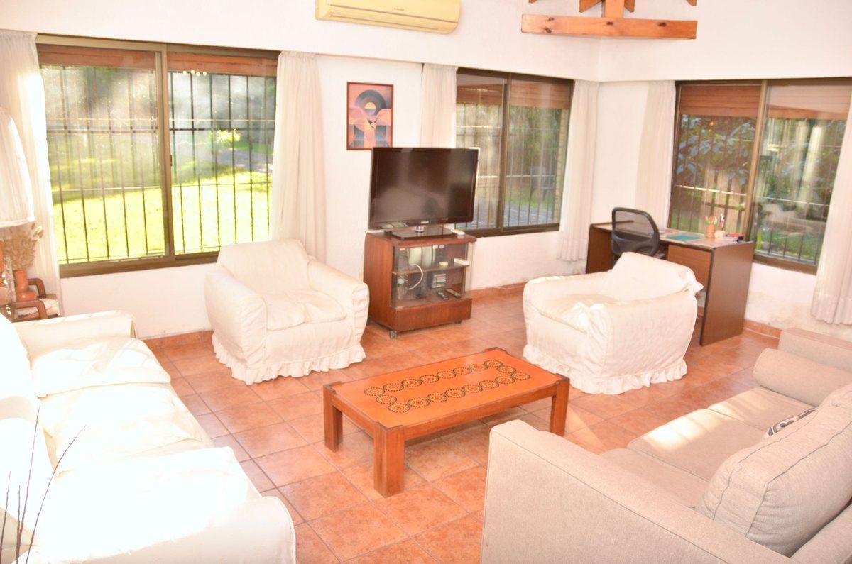Foto de Quinta de 2100m² en Ricardo Rojas - 2 Casas, imagen 3
