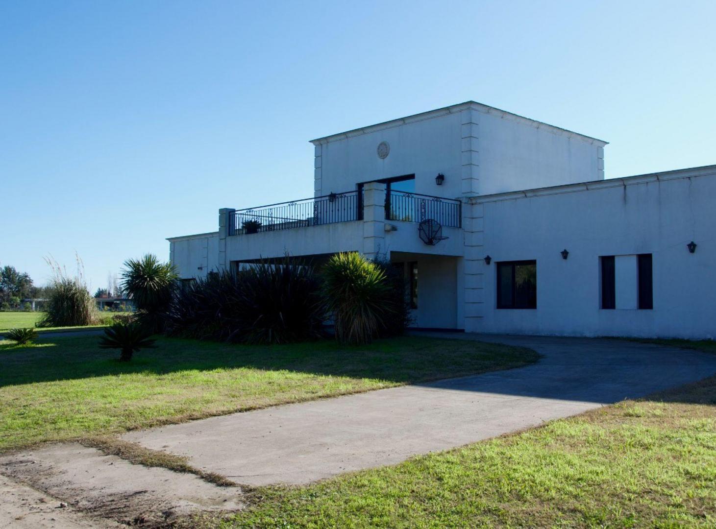 Foto de Casa de categoría en La Elina – Comarca de Luján, imagen 3