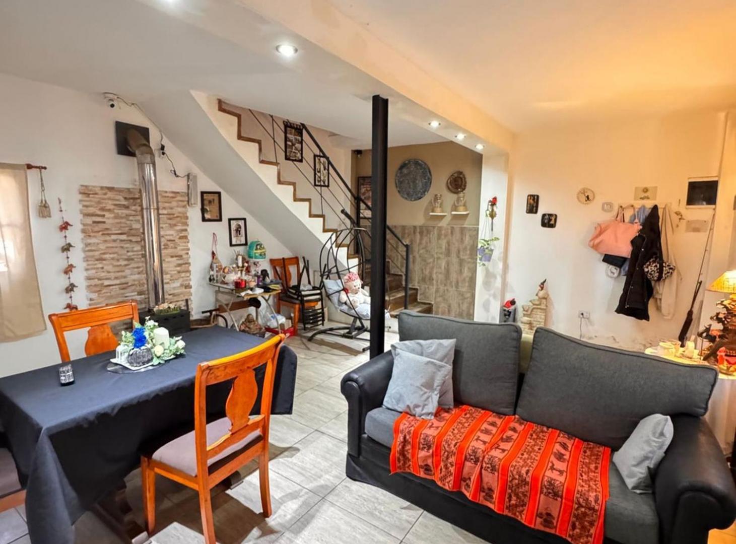 Foto de Casa +Departamento -VILLA DE MAYO, imagen 1