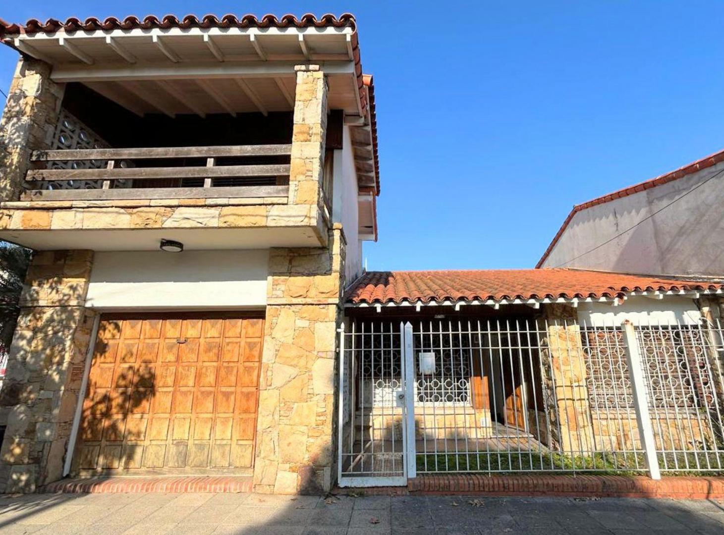 Foto de Alquiler de casa en Bandfiel 5 ambientes, imagen 1