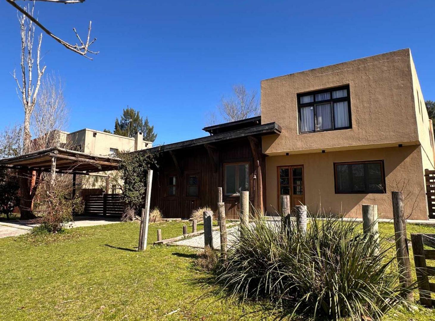 Foto de Casa en Venta en Santa Catalina 3 suites Laguna, imagen 4