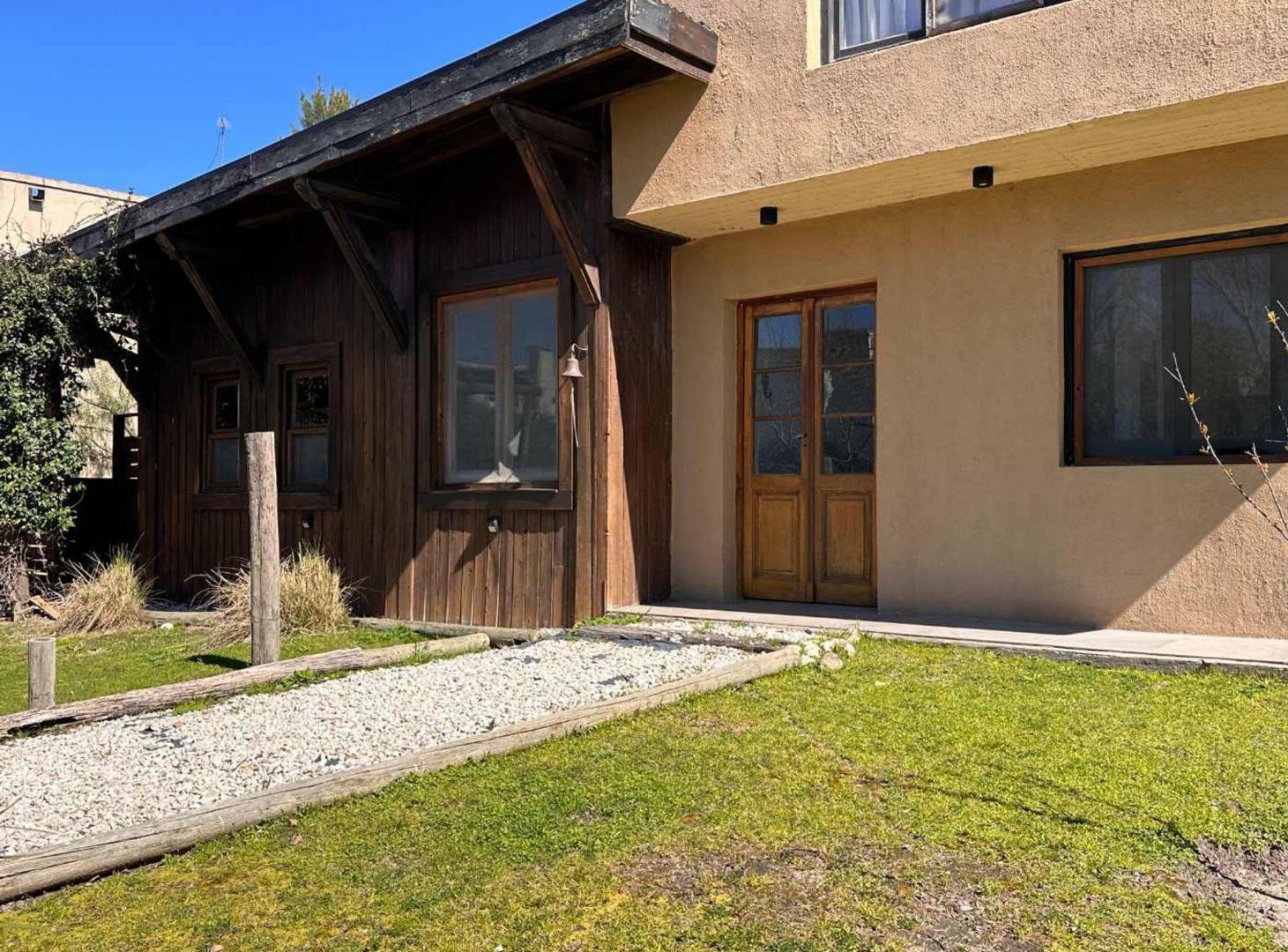 Foto de Casa en Venta en Santa Catalina 3 suites Laguna, imagen 3
