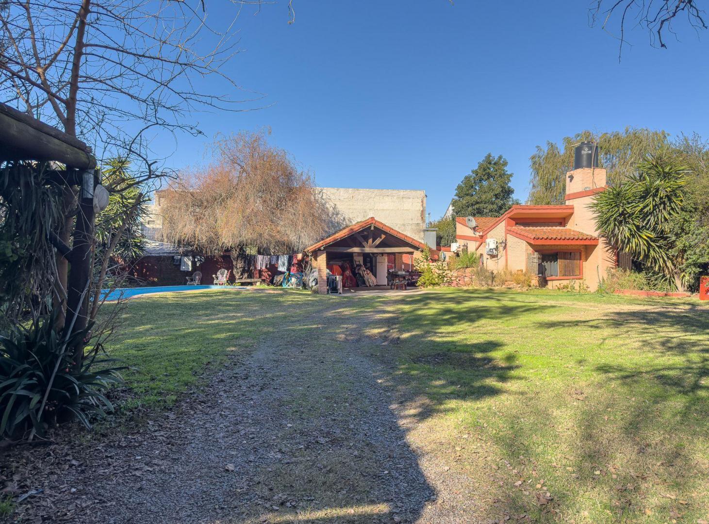 Foto de CASA QUINTA - LOTE DE 928 M² CON PILETA, imagen 4