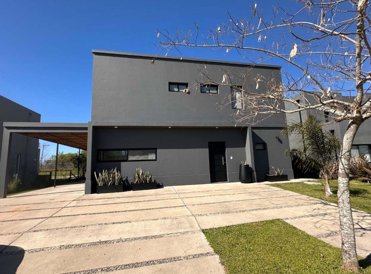 Foto de Casa VENTA ACACIAS PUERTOS con vistas a la reserva, imagen 1