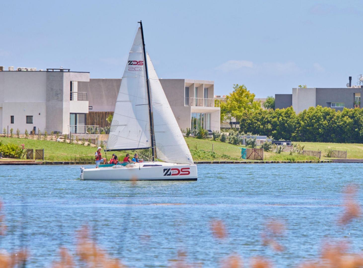 Foto de LOTE EN AMARRAS - ZONA NORTE - PUERTOS DEL LAGOS, imagen 4