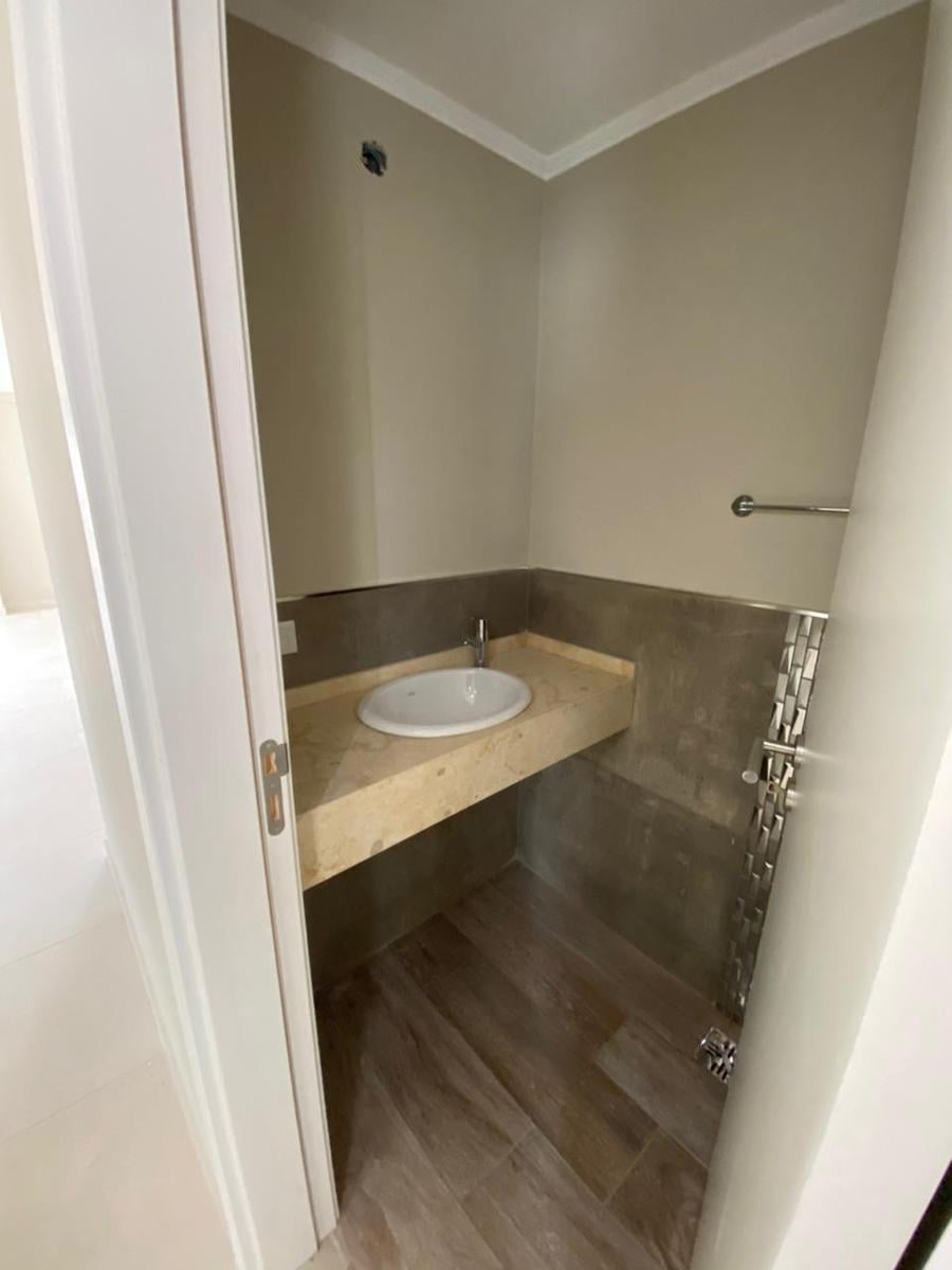 Foto de Departamento Centrico de 3 dormitorios en Venta, imagen 4