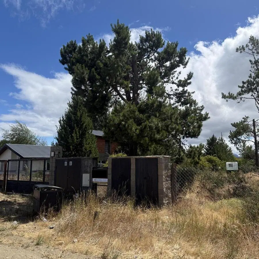 Terreno con acceso al lago en venta, Dina Huapi 4