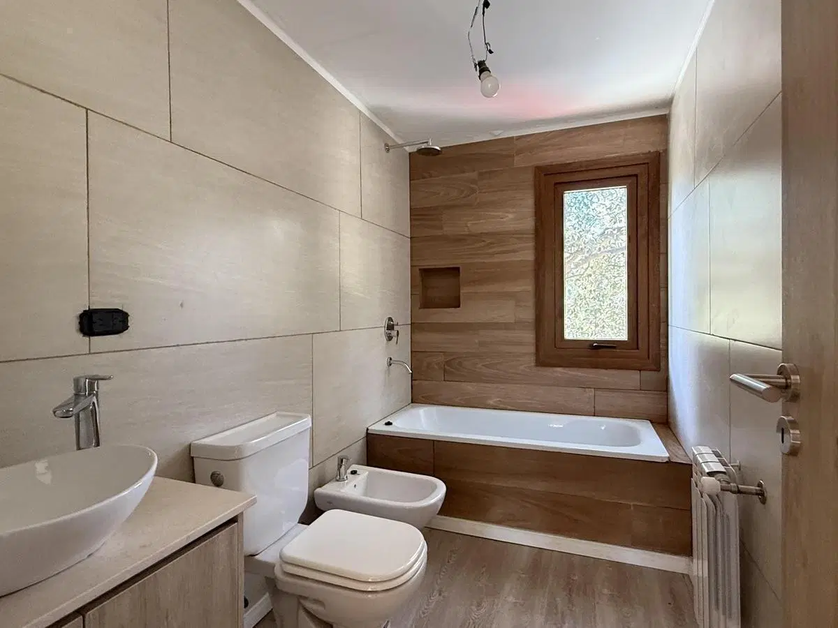 Casa en Ph con lote propio en venta, en el Barrio Nahuel Malal, Bariloche 5