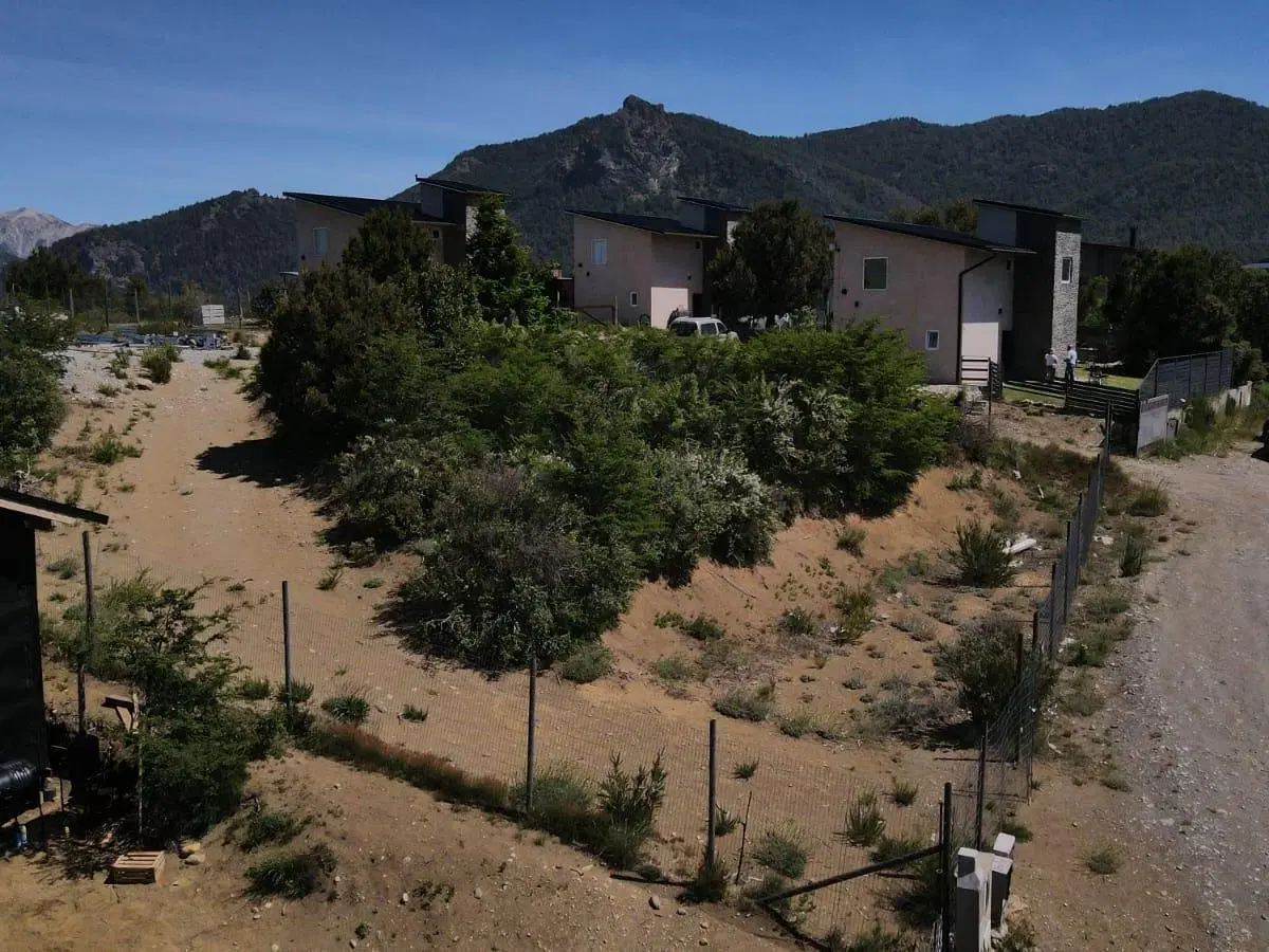 Terreno PH en VENTA - Lomas del Cauquen 4